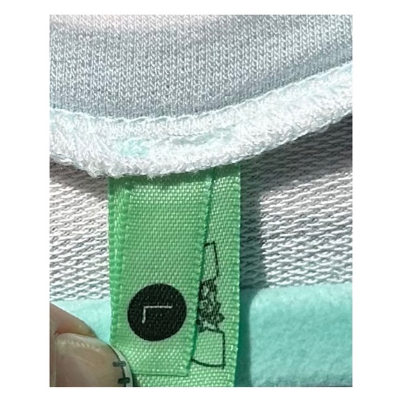 Sz L-honeydew brand super soft striped tee - Picture 4 of 4